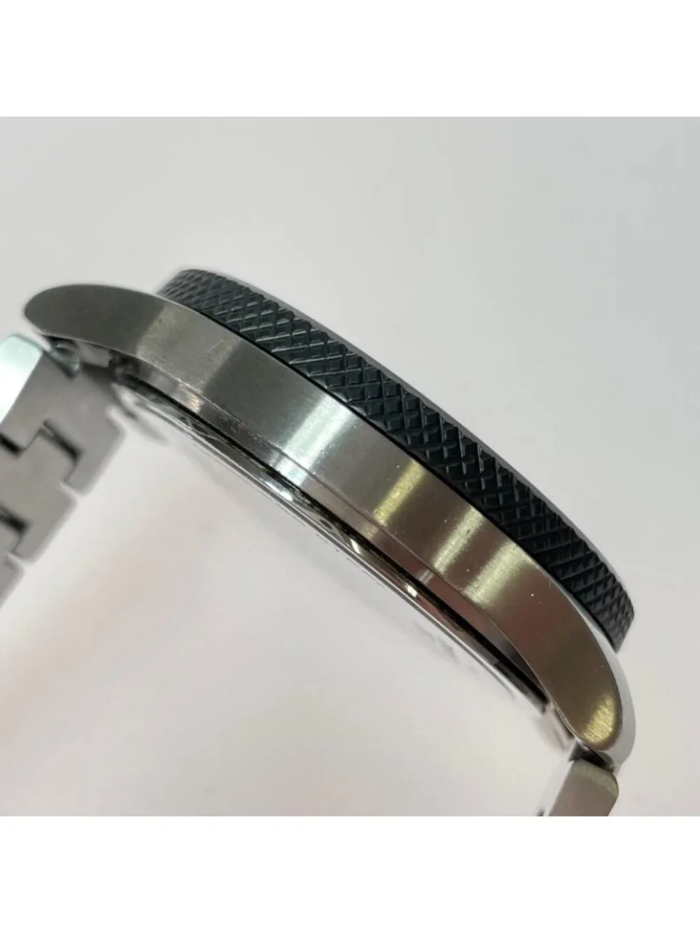 Gucci G-Timeless Diver Quartz Watch